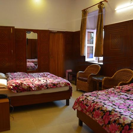 Clarks Hotel Mussoorie Exterior photo