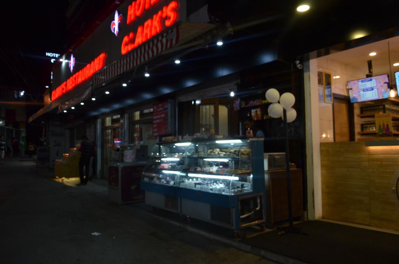 Clarks Hotel Mussoorie Exterior photo