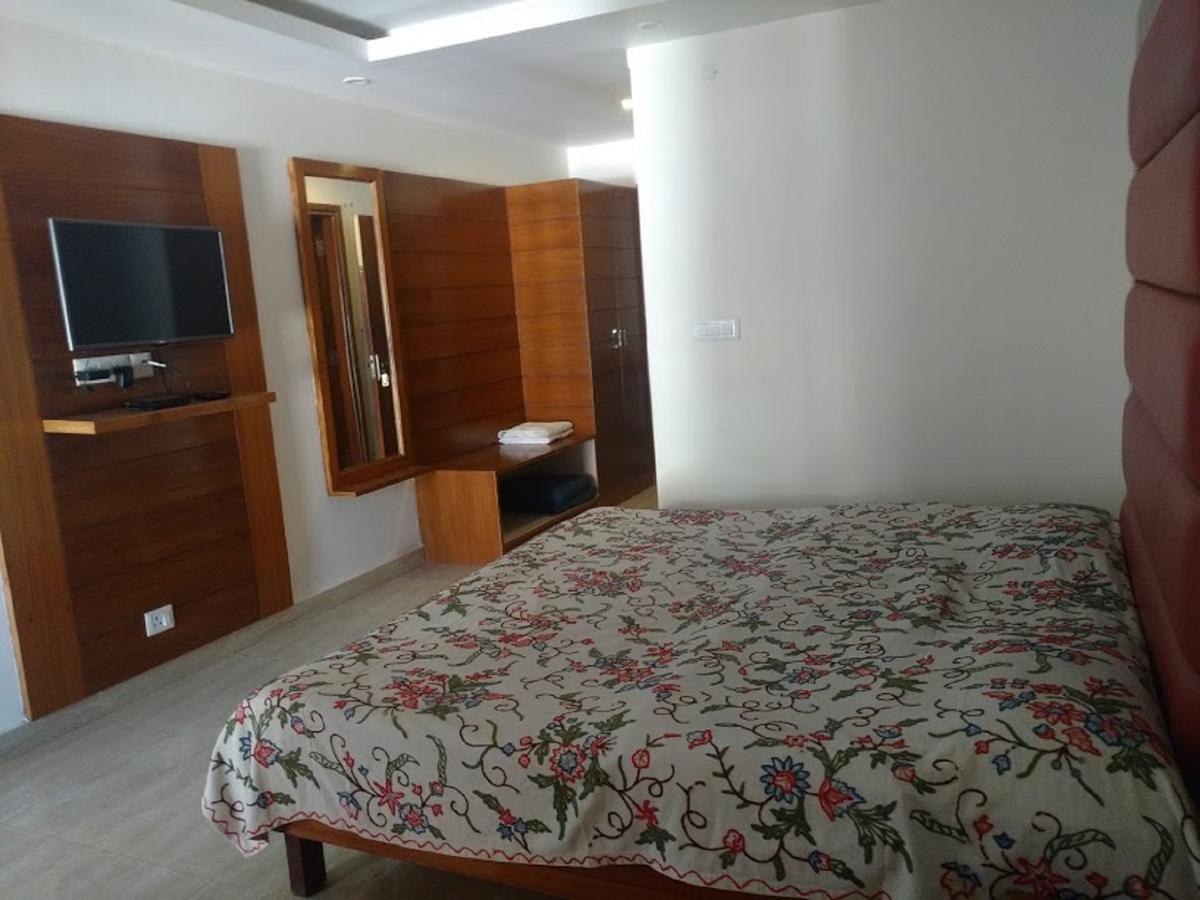 Clarks Hotel Mussoorie Exterior photo